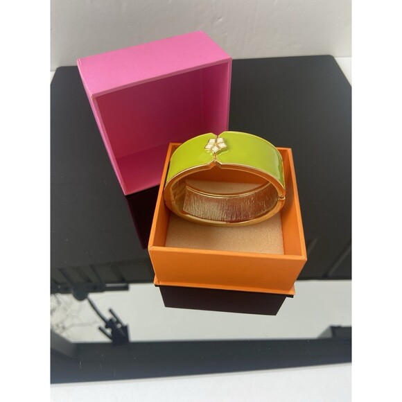 Banana Republic x Trina Turk Enamel Cuff Bracelet Green Gold 2012 Boxed Limited - Picture 8 of 16